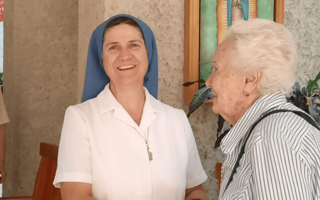 Visit of the Mother General to the Community of San Luis Potosí, Mexico.