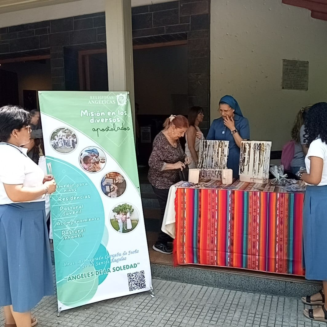 RELIGIOSAS ANGÉLICAS (9)